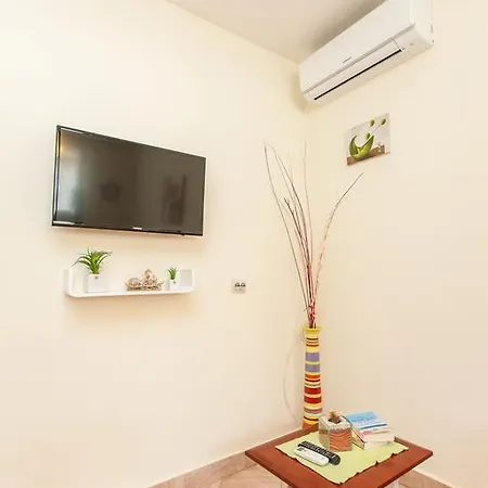 Nena Center Lejlighed *